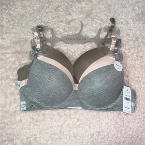 36B bras Danskin
